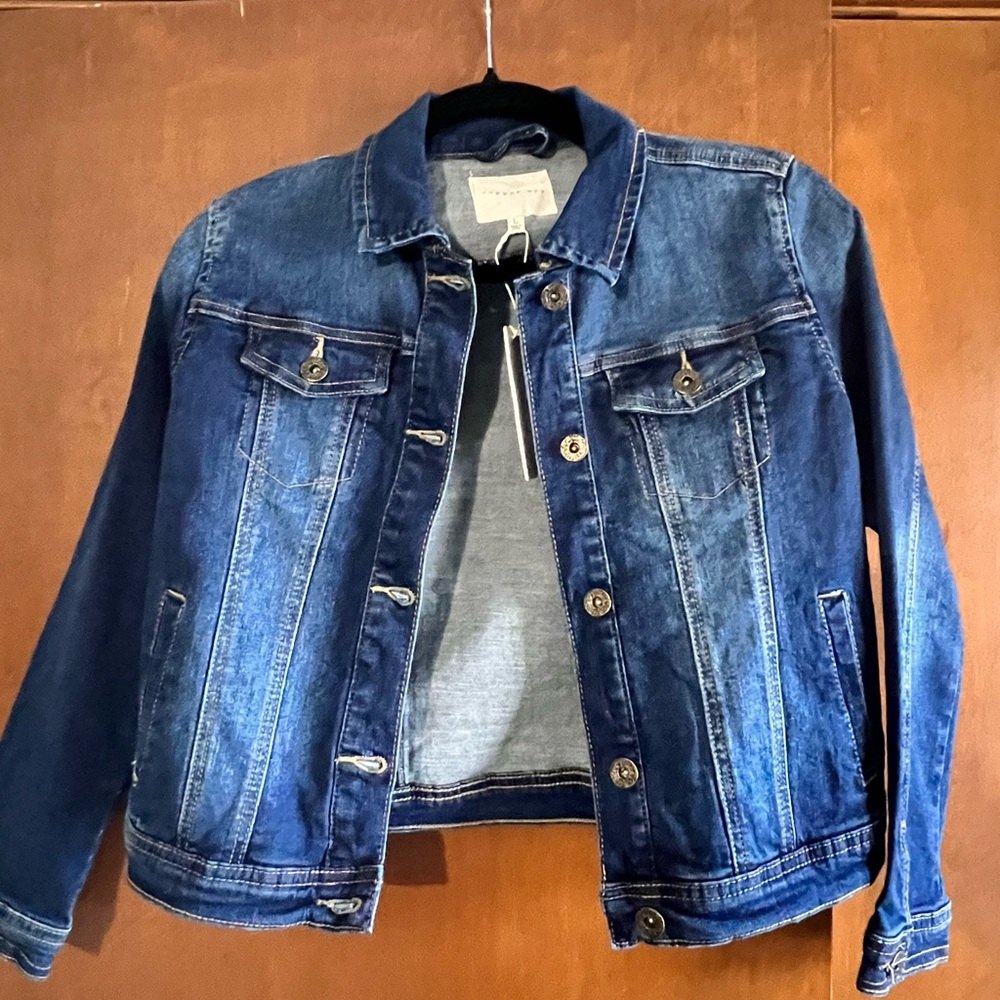 NWT-Copper Key GirlsClassic Blue Denim Jacket-Size Large